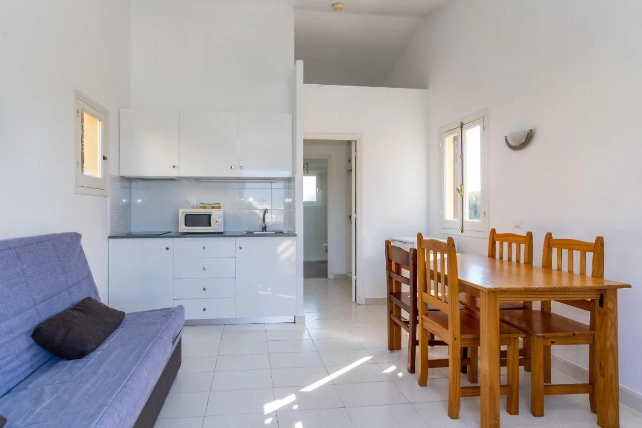 Apartamentos Ses Anneres Cala'N Blanes  Apartment Cala'N Blanes (Menorca)
