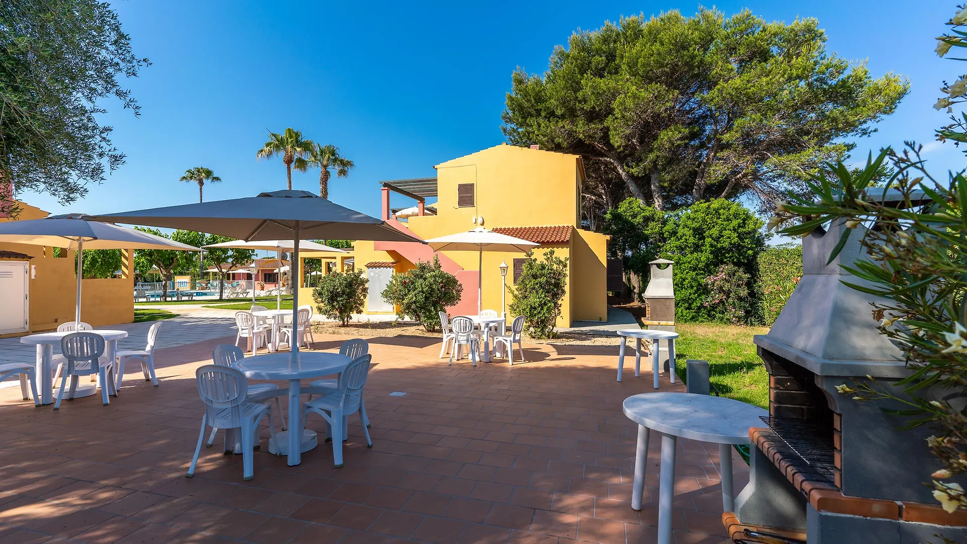 Apartment Apartamentos Ses Anneres Cala'N Blanes  Spanien