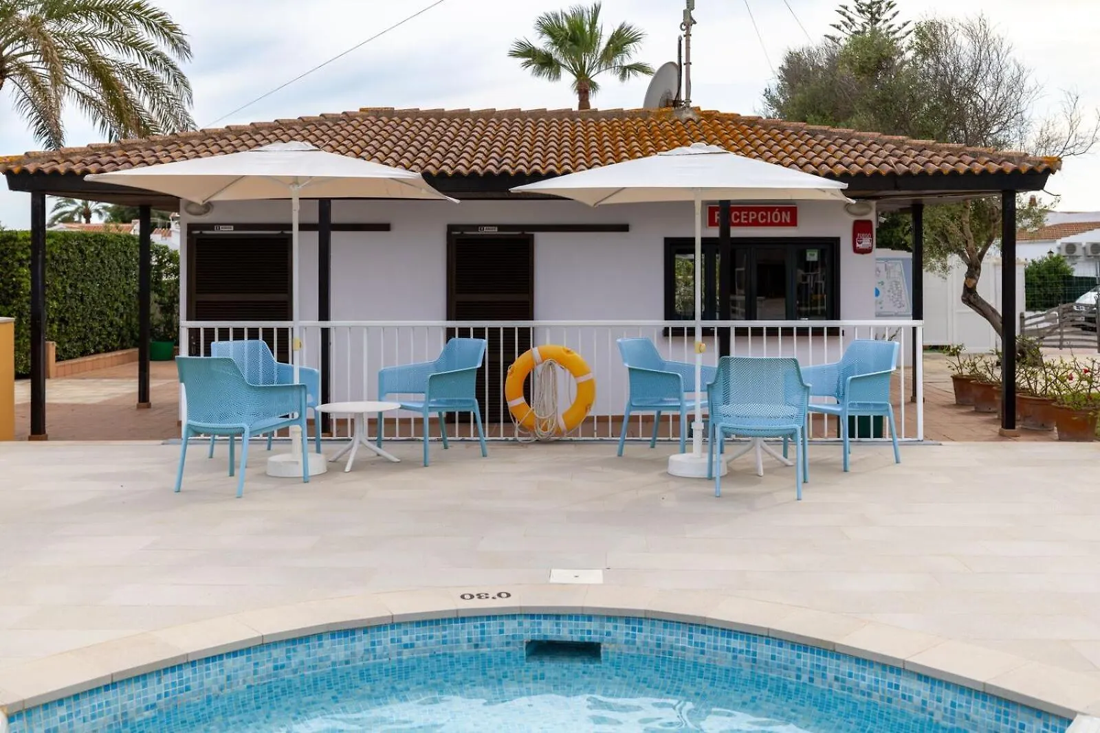 Apartamentos Ses Anneres Cala'N Blanes  Spain